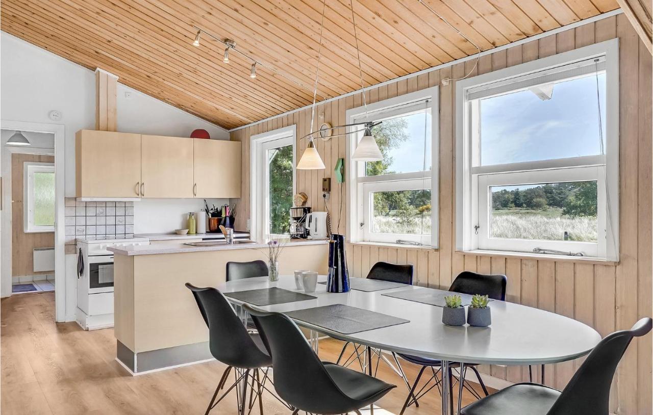 Amazing Home In Blavand With Wifi Exterior photo